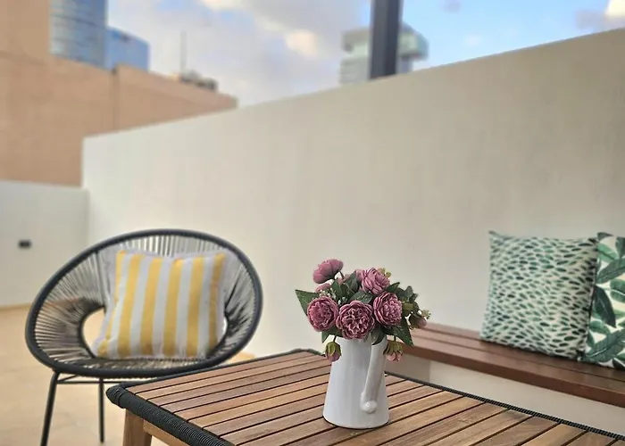 Penthouse In The Heart Of